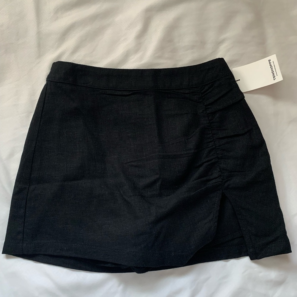 Super cute mini skirt with shorts under